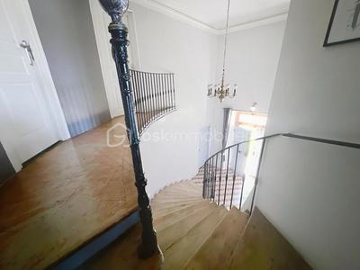 Mas - 150 m² - 7 pièces