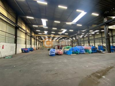 Local d'activité / Entrepôt - 3 150 m²