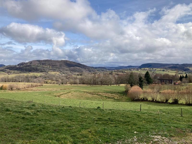 Maison - 320 m² - 2 pièces