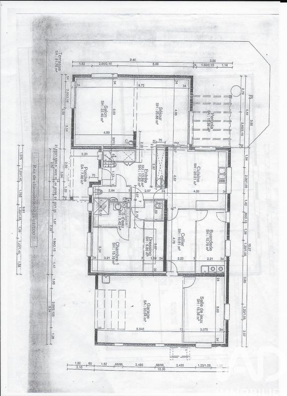 Maison - 242 m² - 10 pièces