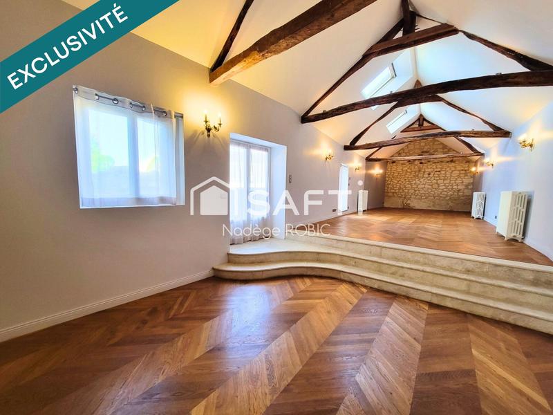 Maison - 300 m² - 10 pièces