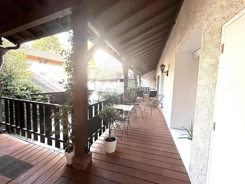 Appartement - 146 m² - 4 pièces