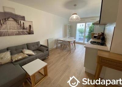 Chambre - 11 m² - 1 pièce