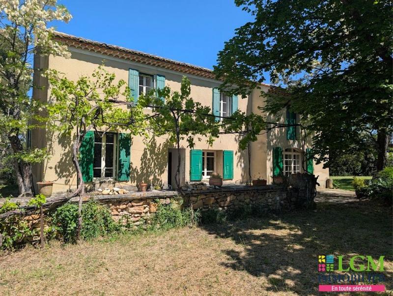 Mas - 107 m² - 5 pièces