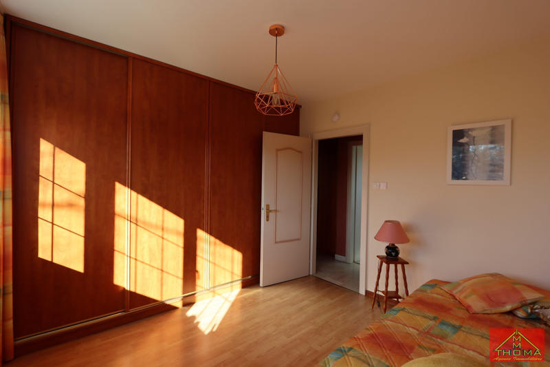 Maison - 93 m² - 4 pièces