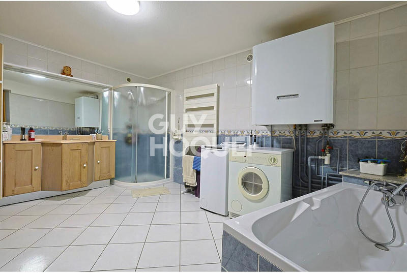 Maison - 125 m² - 5 pièces