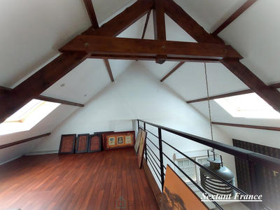 Maison - 179 m² - 6 pièces