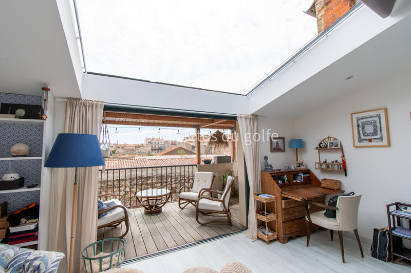 Appartement - 98 m² - 3 pièces