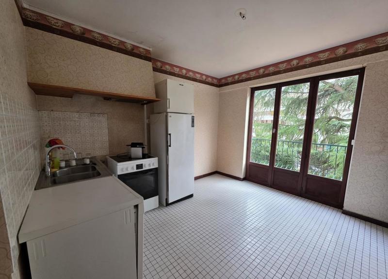 Appartement - 110 m² - 5 pièces