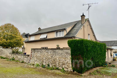 Maison - 143 m² - 6 pièces