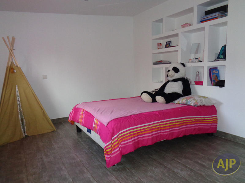 Maison - 156 m² - 8 pièces