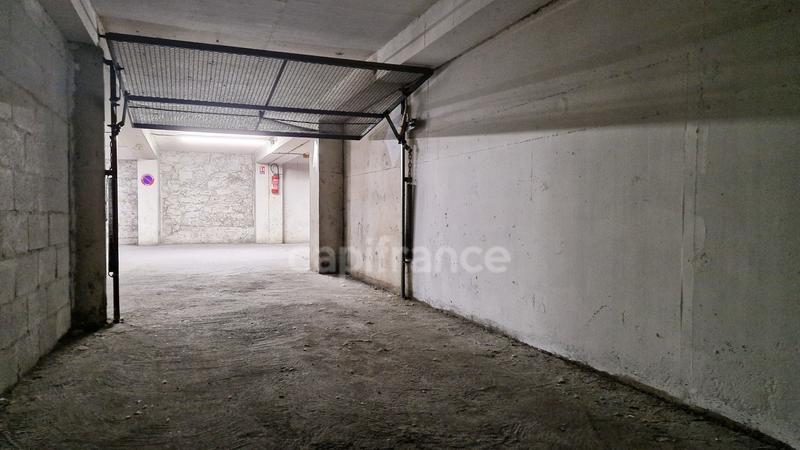 Parking - 14 m²
