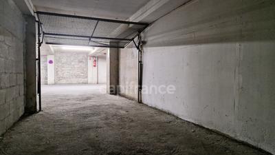 Parking - 14 m²