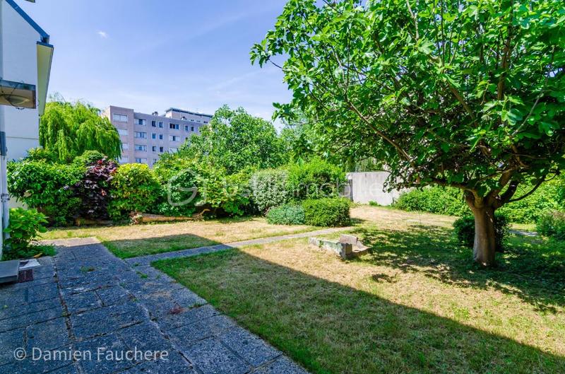 Maison - 104 m² - 5 pièces