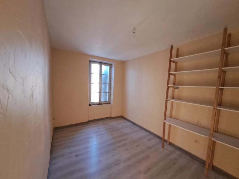Maison - 180 m² - 6 pièces