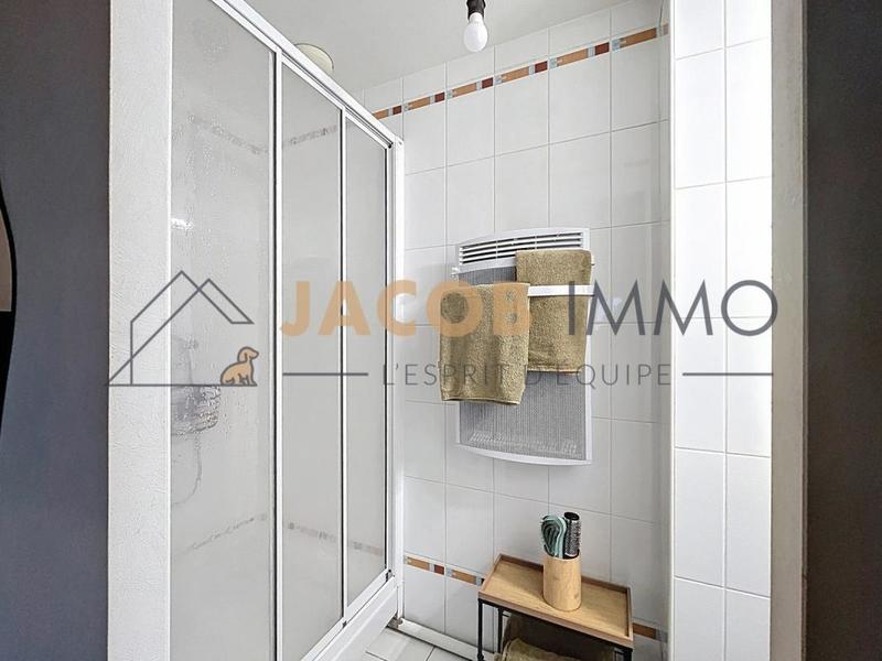 Appartement - 5 309 m² - 2 pièces