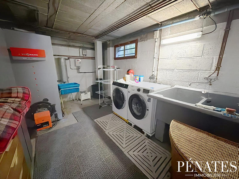 Maison - 172 m² - 7 pièces