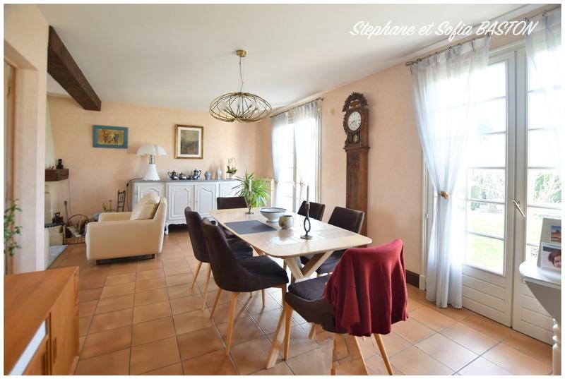 Maison - 152 m² - 6 pièces