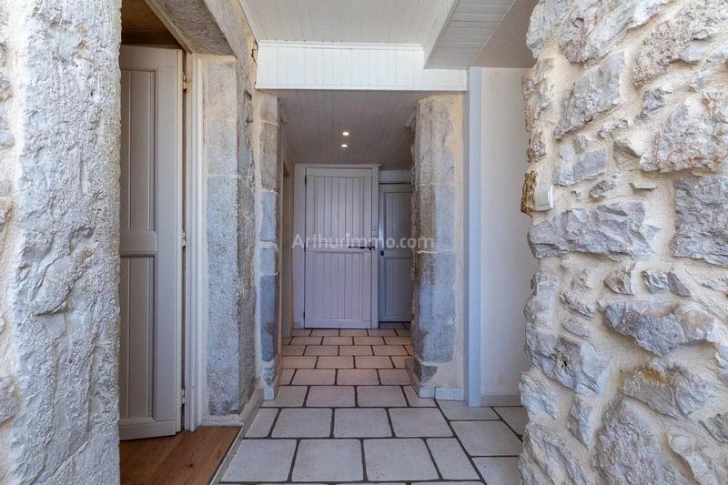 Maison - 168 m² - 6 pièces