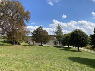 Maison - 215 m² - 8 pièces