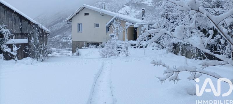 Maison - 172 m² - 8 pièces