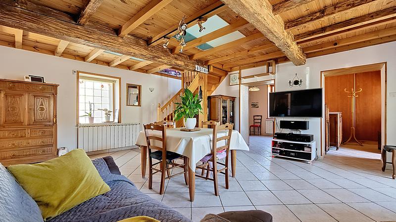 Villa - 137 m² - 5 pièces