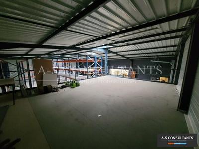 Local d'activité / Entrepôt - 598 m²