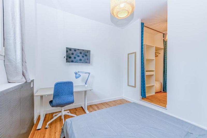 Chambre - 14 m² - 1 pièce