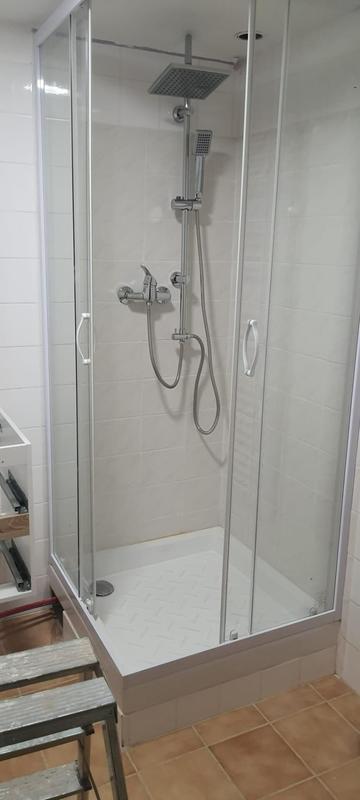 Local commercial - 470 m² - 2 pièces