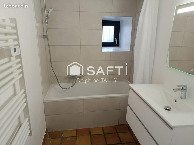 Maison - 159 m² - 8 pièces