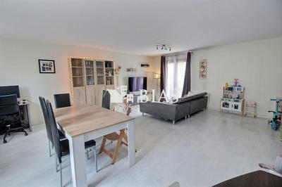 Maison - 88 m² - 3 pièces