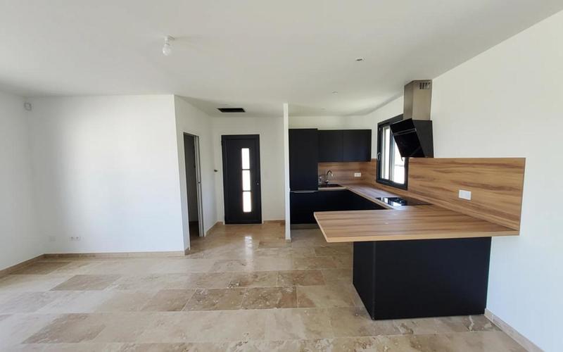 Maison - 143 m² - 5 pièces
