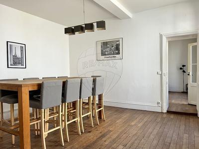 Demeure - 159 m² - 6 pièces