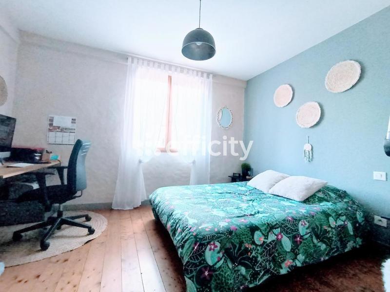 Maison - 100 m² - 6 pièces