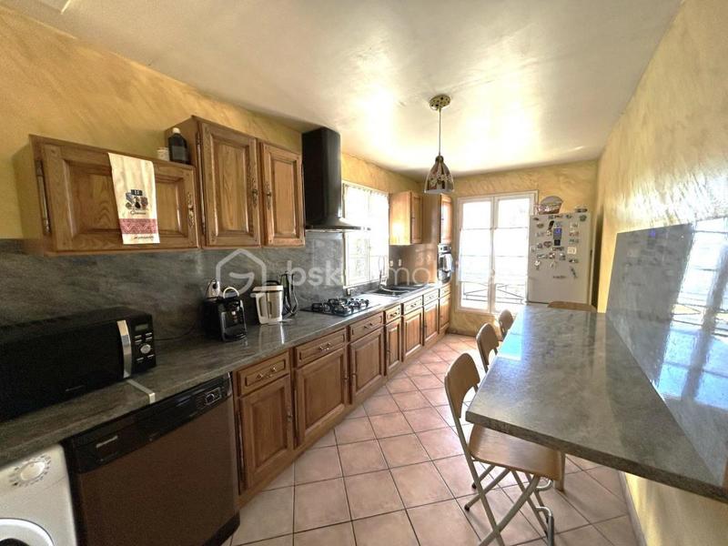 Maison - 94 m² - 4 pièces