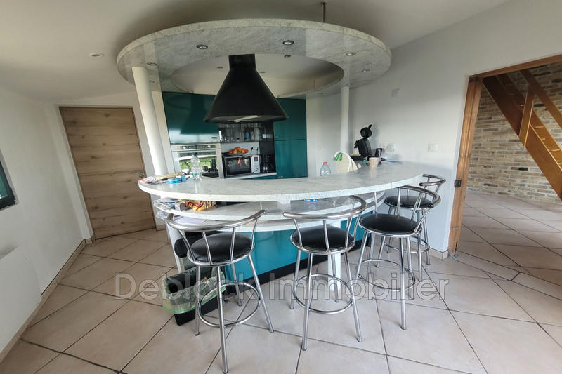 Maison - 144 m² - 4 pièces