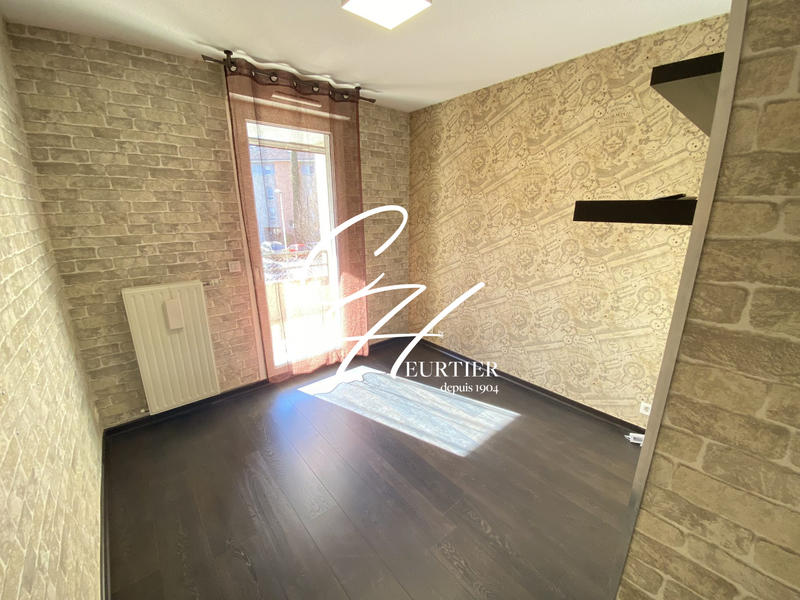 Appartement - 79 m² - 4 pièces