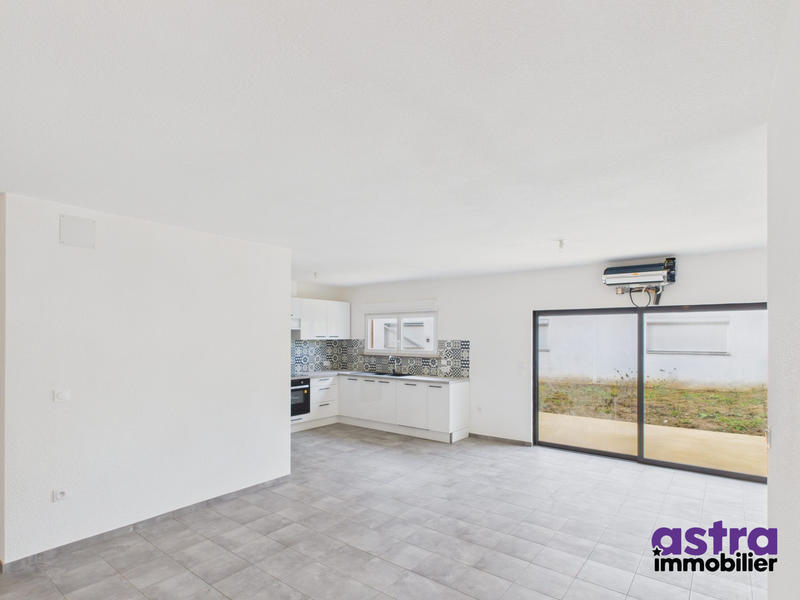 Maison - 93 m² - 3 pièces