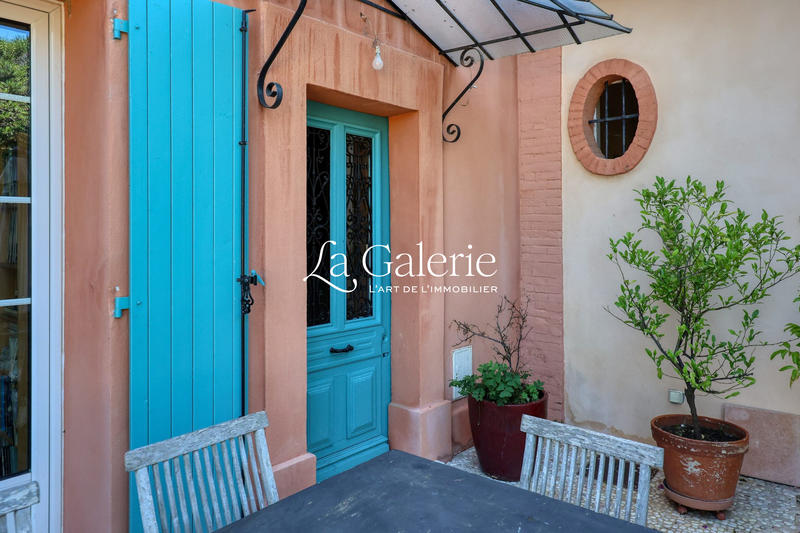 Maison ancienne - 250 m² - 9 pièces