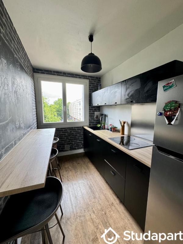 Chambre - 13 m² - 1 pièce