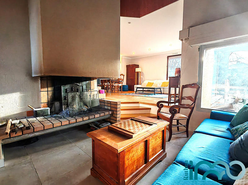 Maison ancienne - 250 m² - 8 pièces