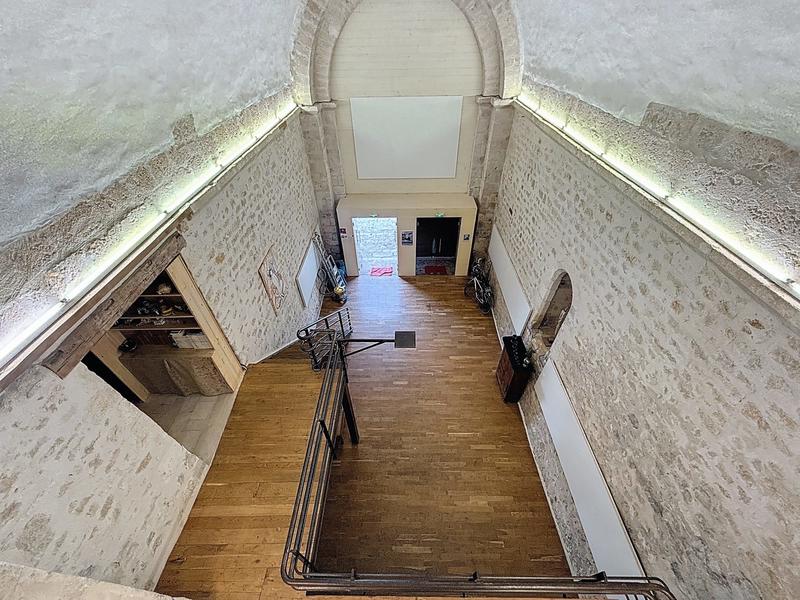 Maison - 180 m² - 4 pièces