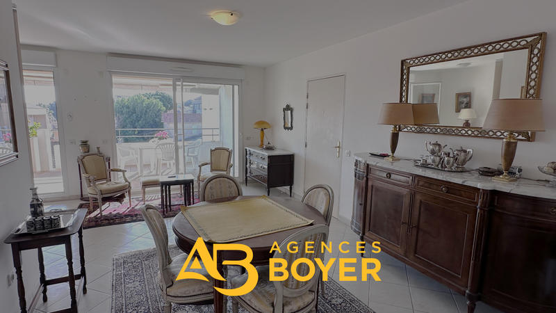 Appartement - 84 m² - 4 pièces