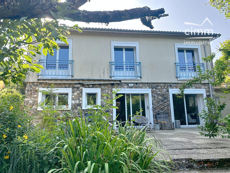 Maison - 135 m² - 6 pièces