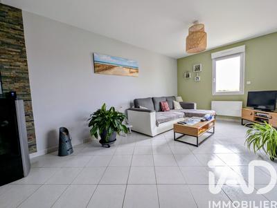 Maison - 92 m² - 5 pièces