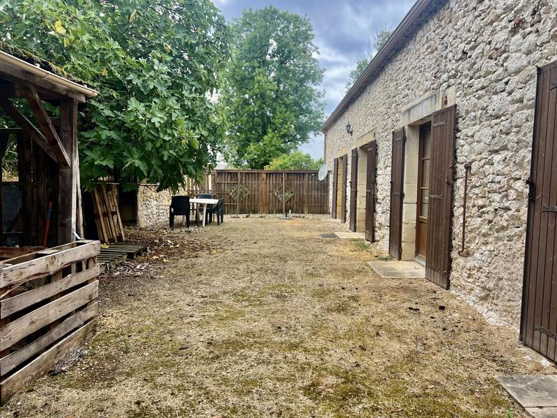 Maison traditionnelle - 150 m² - 4 pièces