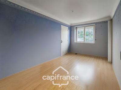 Maison - 133 m² - 6 pièces