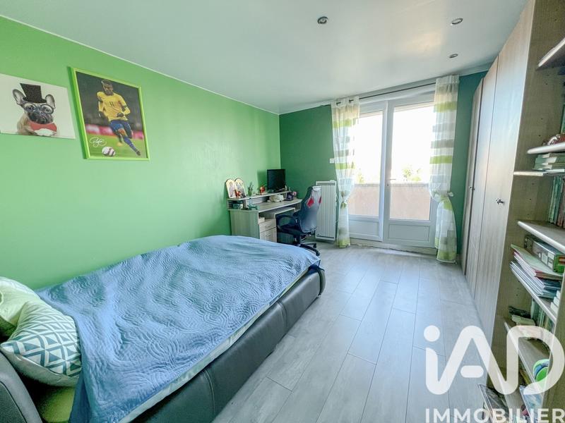 Appartement - 92 m² - 4 pièces