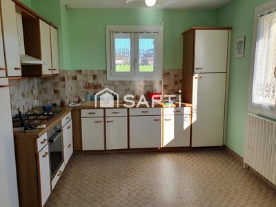 Maison - 89 m² - 5 pièces