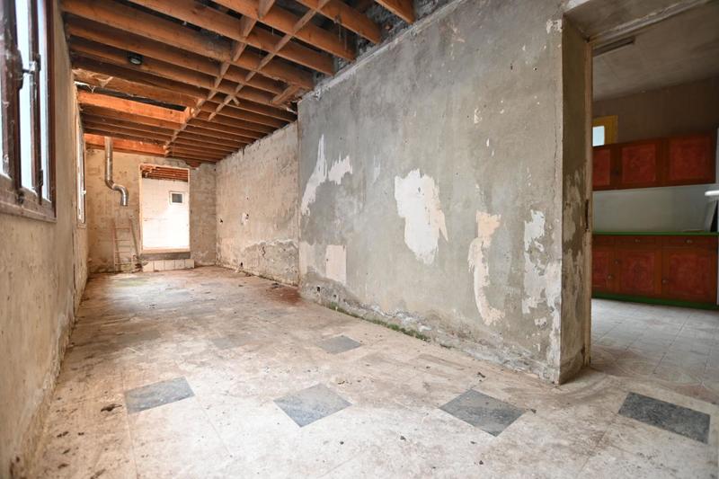 Maison - 289 m² - 2 pièces